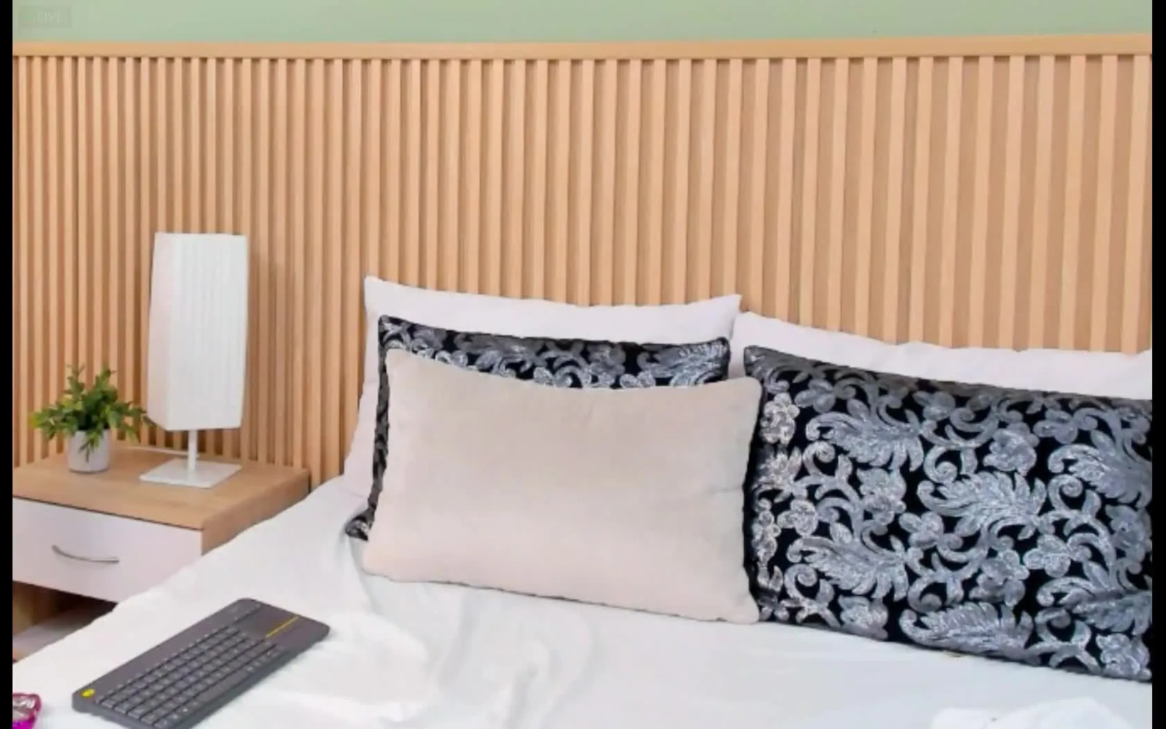 Performer AshleyRomanoff Video 1