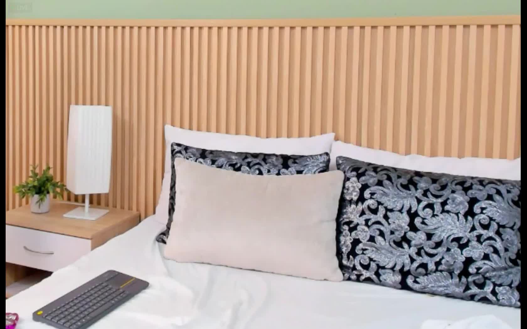 Utøver AshleyRomanoff Video 1