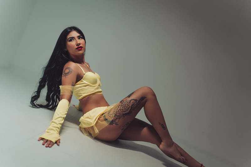 Performer TanaMystic Photo 4