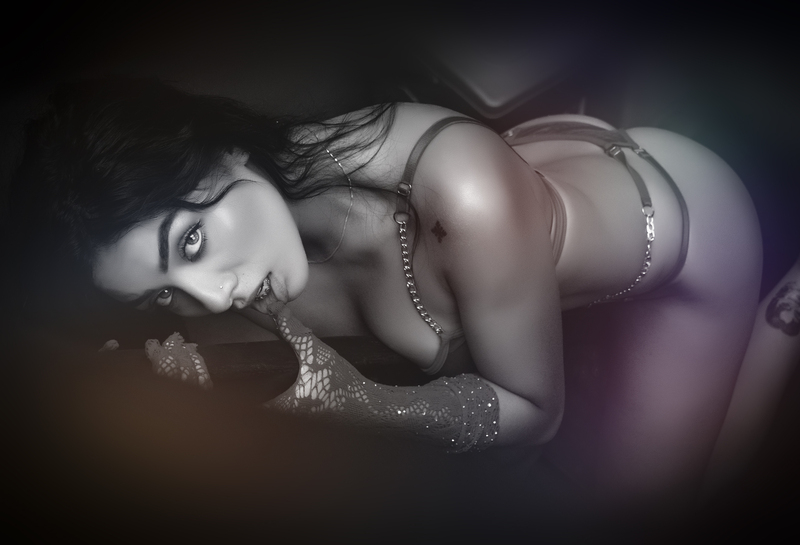Performer ROXANNEDUMONT24 Photo 8