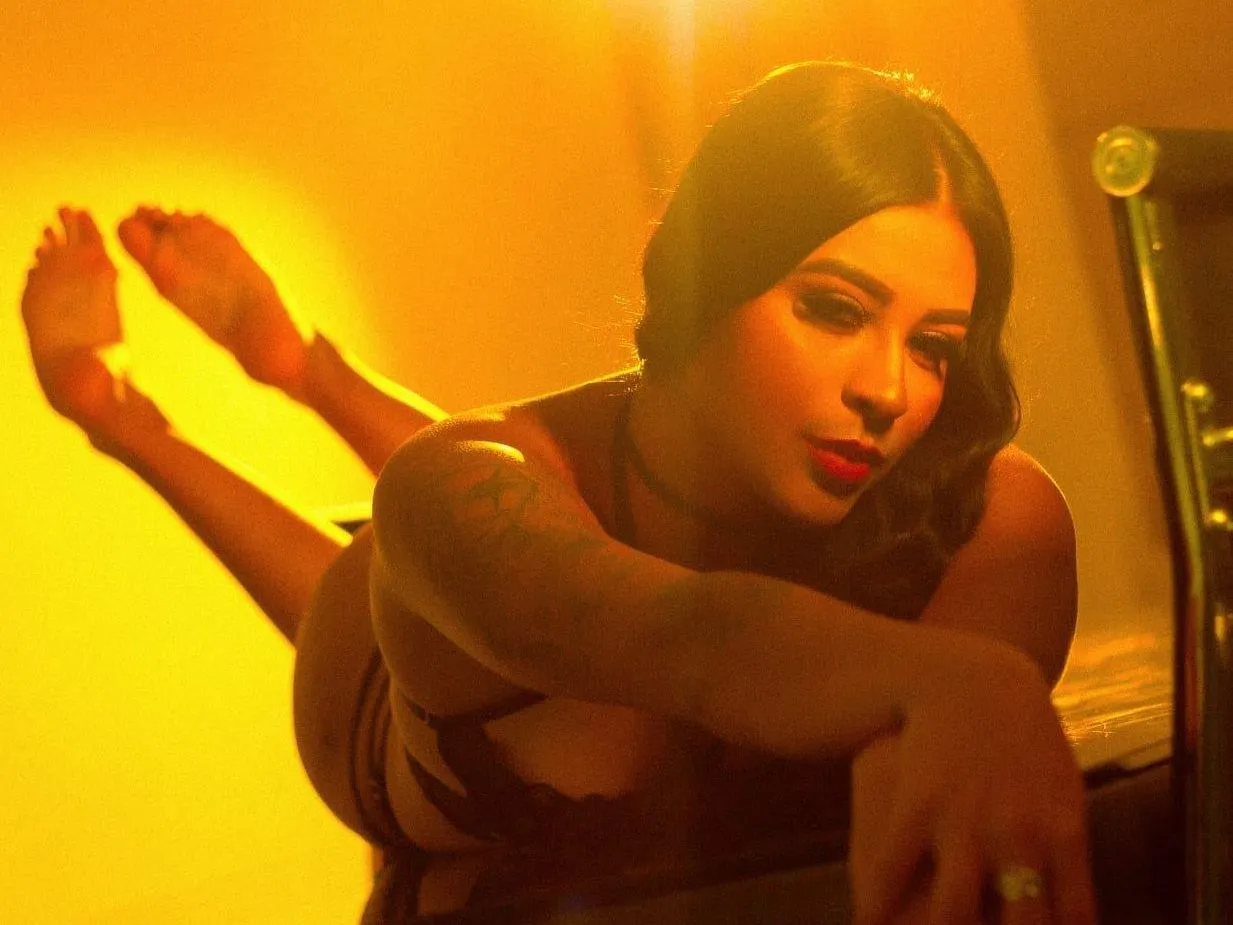 AteneaCarter cam model profile picture