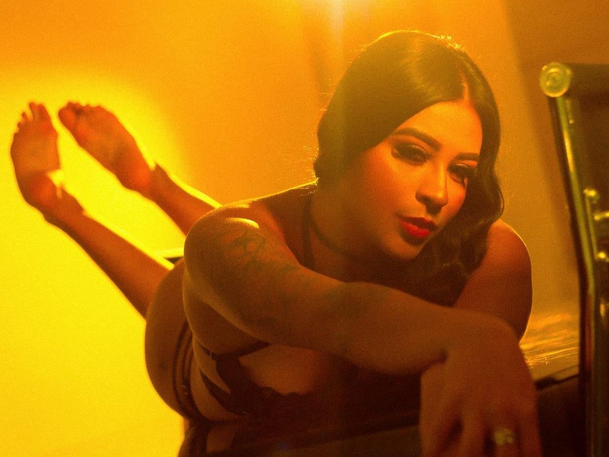 AteneaCarter profielfoto van cam model