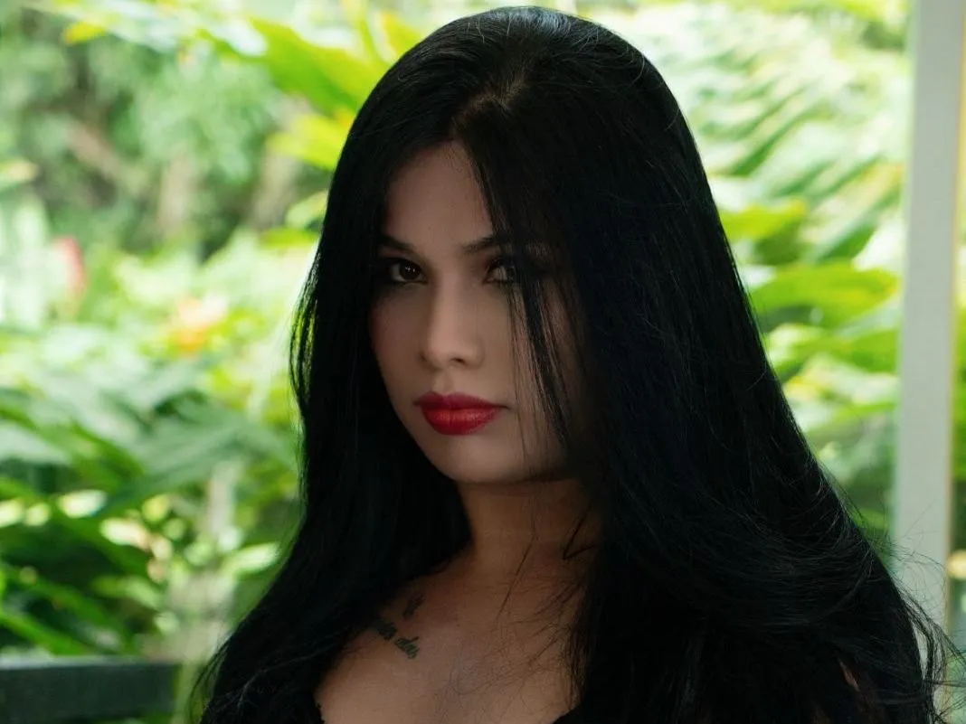 Imagen de perfil de modelo de cámara web de sarajhonsondl