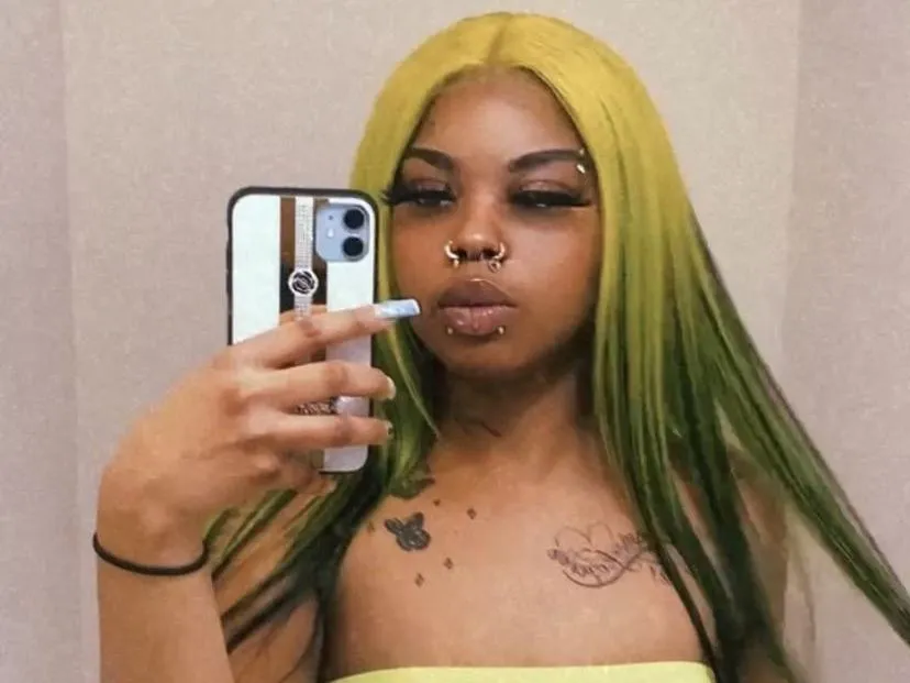 Image de profil du modèle de webcam Gallore777