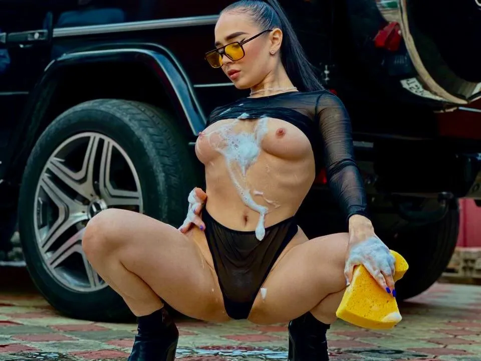 Imagen de perfil de modelo de cámara web de XSonyaFoxX