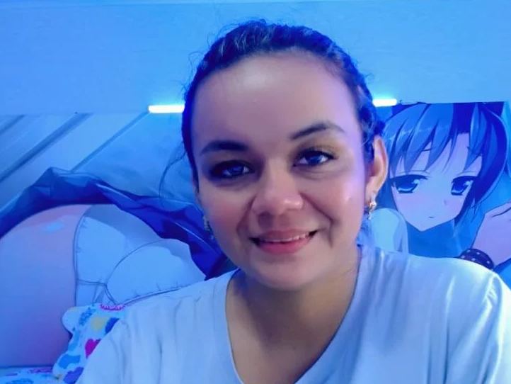 Image de profil du modèle de webcam MAYBEYOURS
