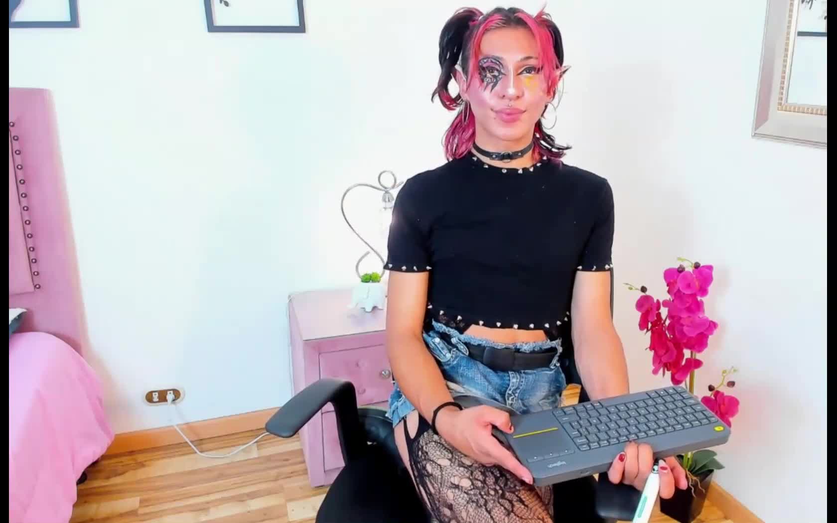 Artiest AlexaCage Video 1