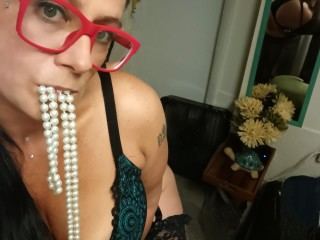 DrQunizelMilf cam model profile picture 