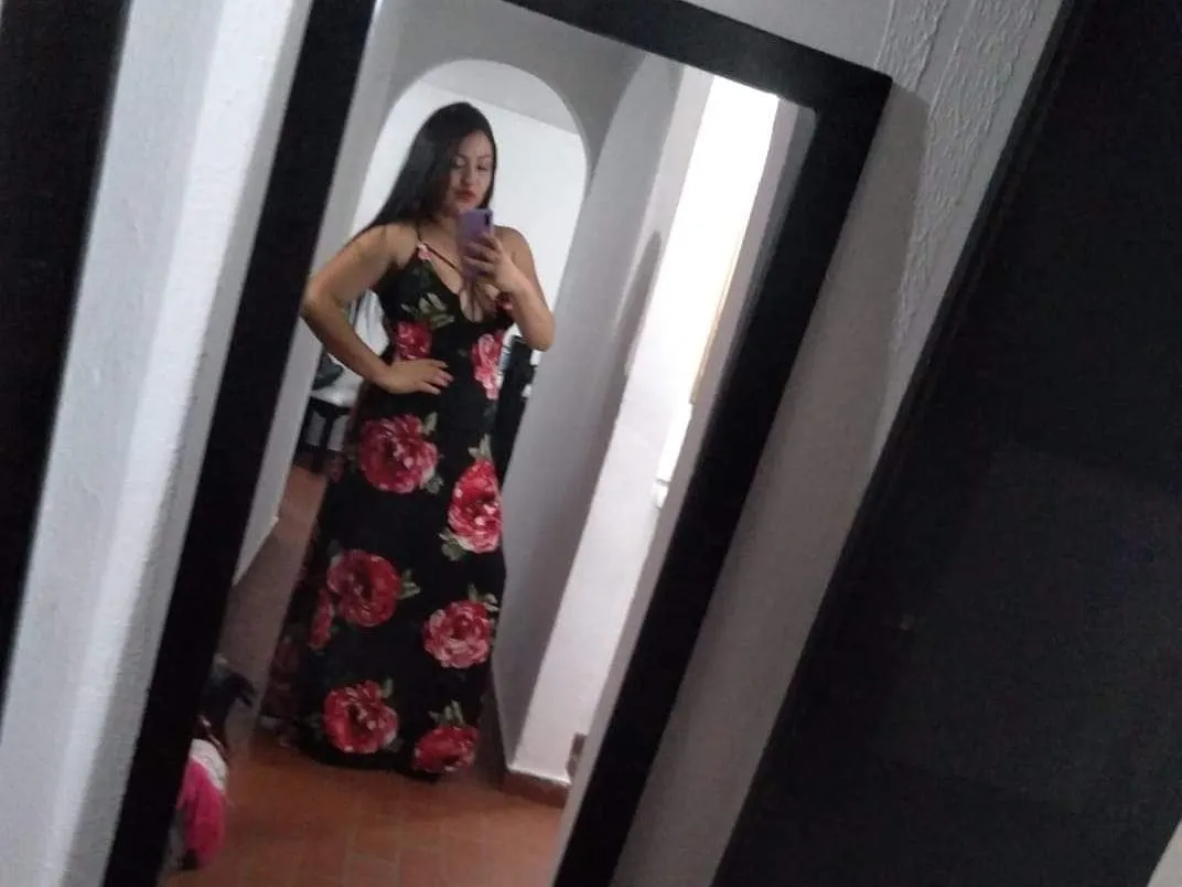 Imagen de perfil de modelo de cámara web de evageorgi