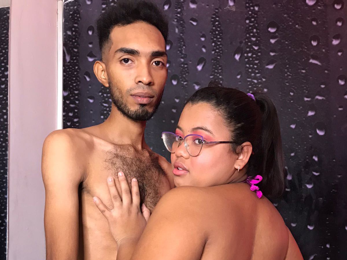 Image de profil du modèle de webcam RoxyXCharlie