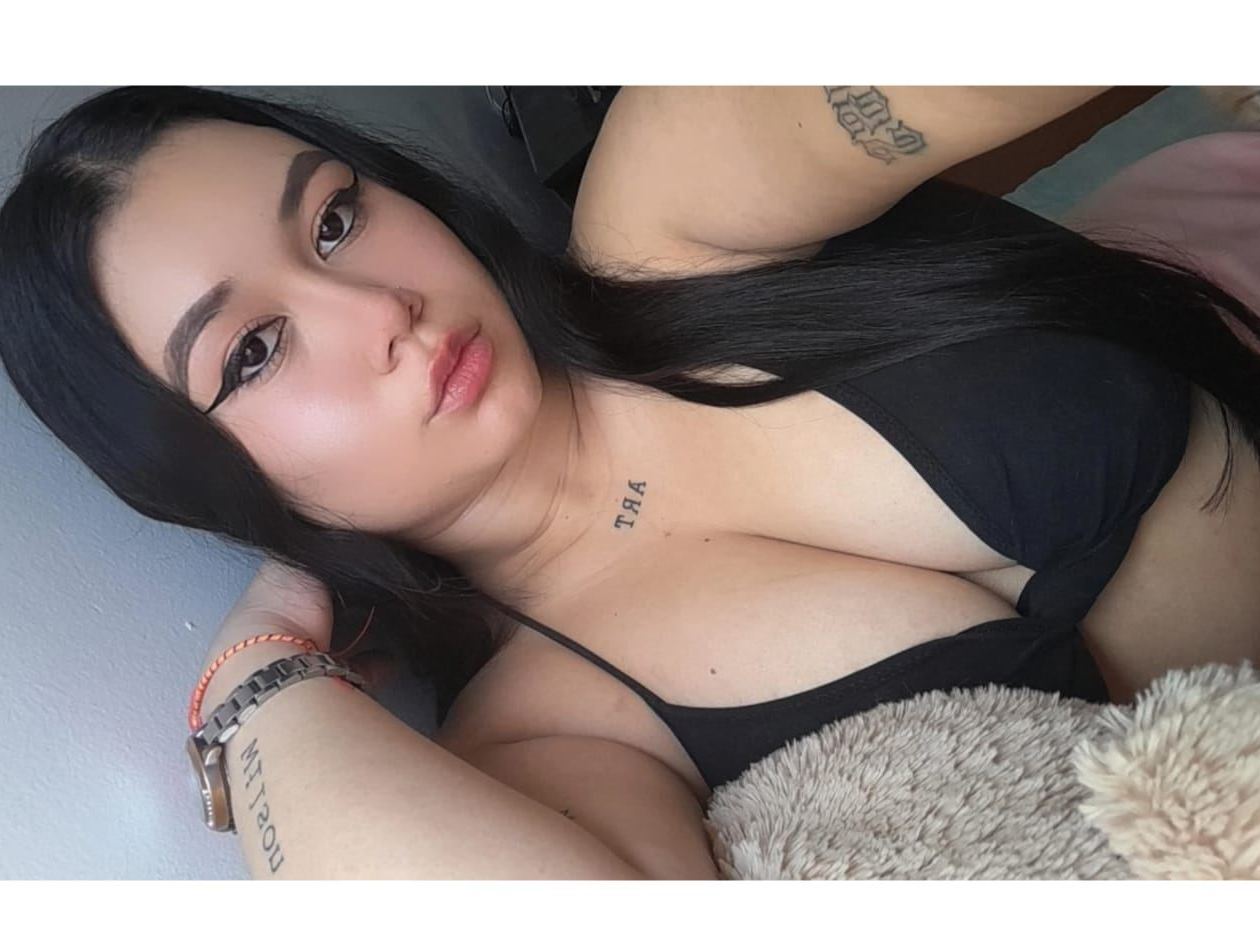 SOFIAFERRO immagine del profilo del modello di cam