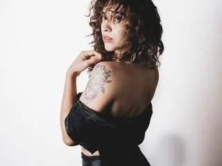 Imagen de perfil de modelo de cámara web de LuliWathson