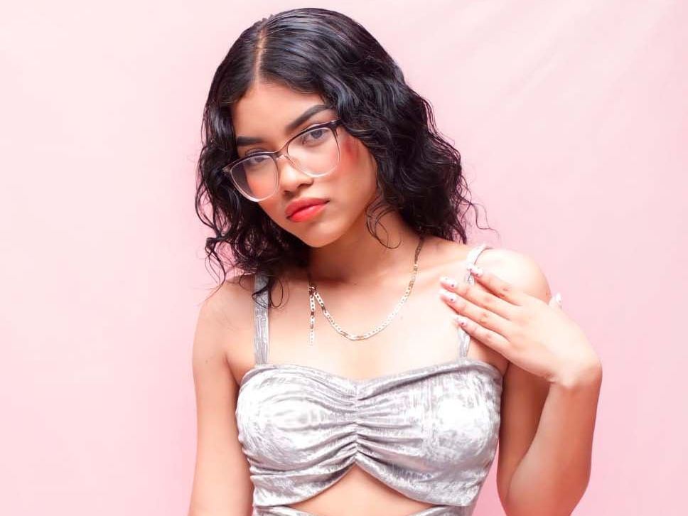 Imagen de perfil de modelo de cámara web de SolStar