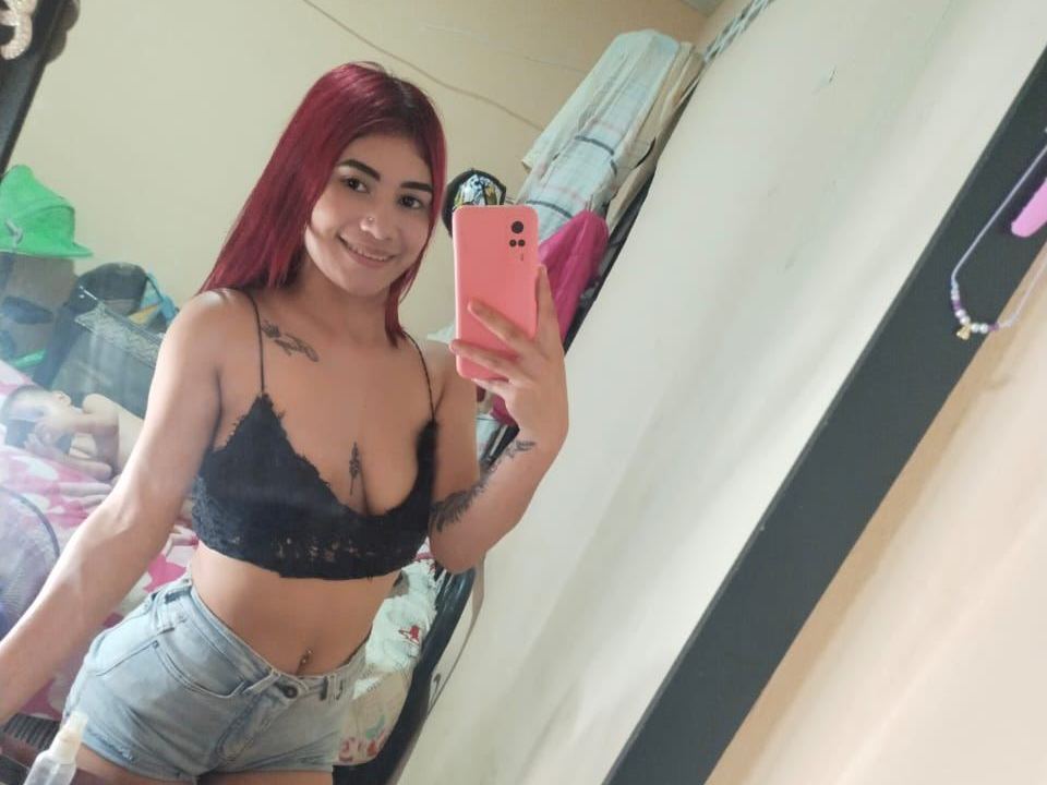 Foto de perfil de modelo de webcam de keishareeves 