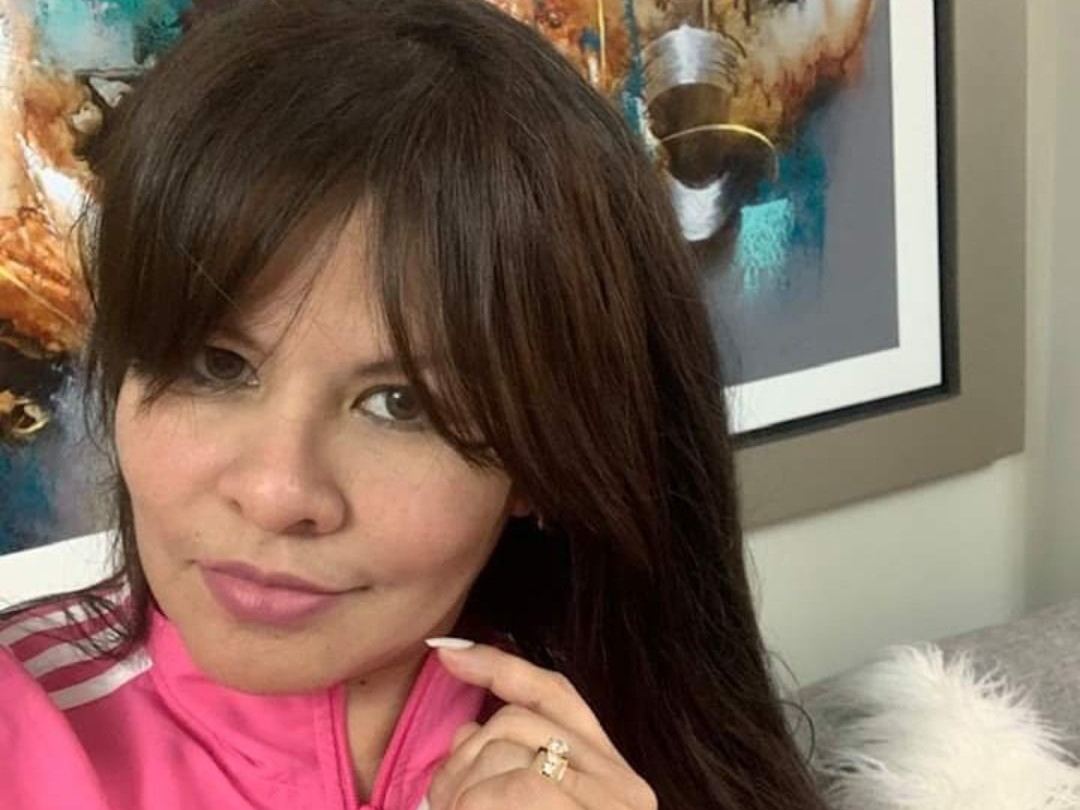 Foto de perfil de modelo de webcam de CarliLatina