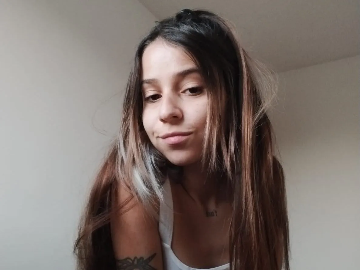 crazyamyu profilbild på webbkameramodell