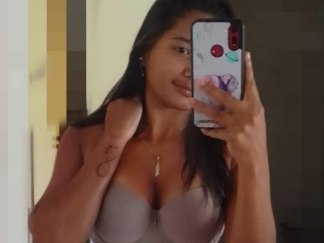 Imagen de perfil de modelo de cámara web de KymFerrera