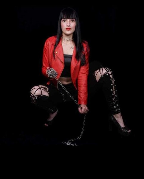 Performer KeilaRoux Photo 3