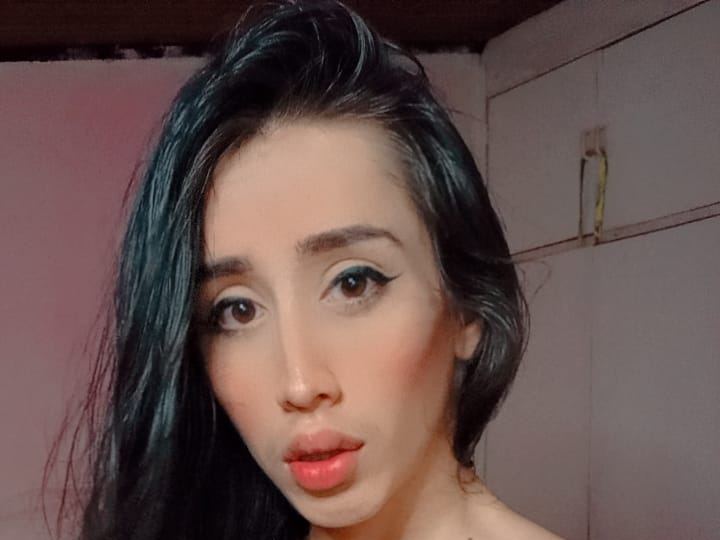 AngelitaSexDoll profielfoto van cam model 