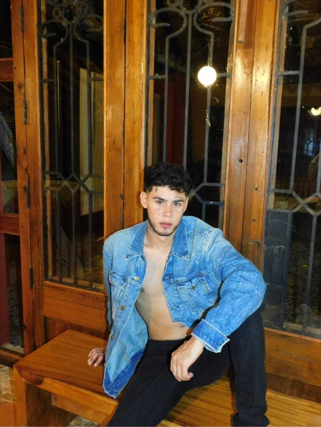 Performer ElTavo Photo 4