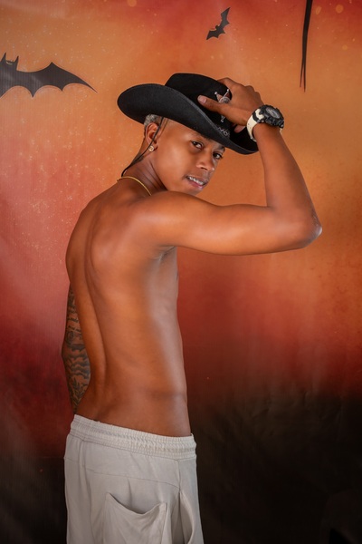 Artist BellinHanng Foto 10