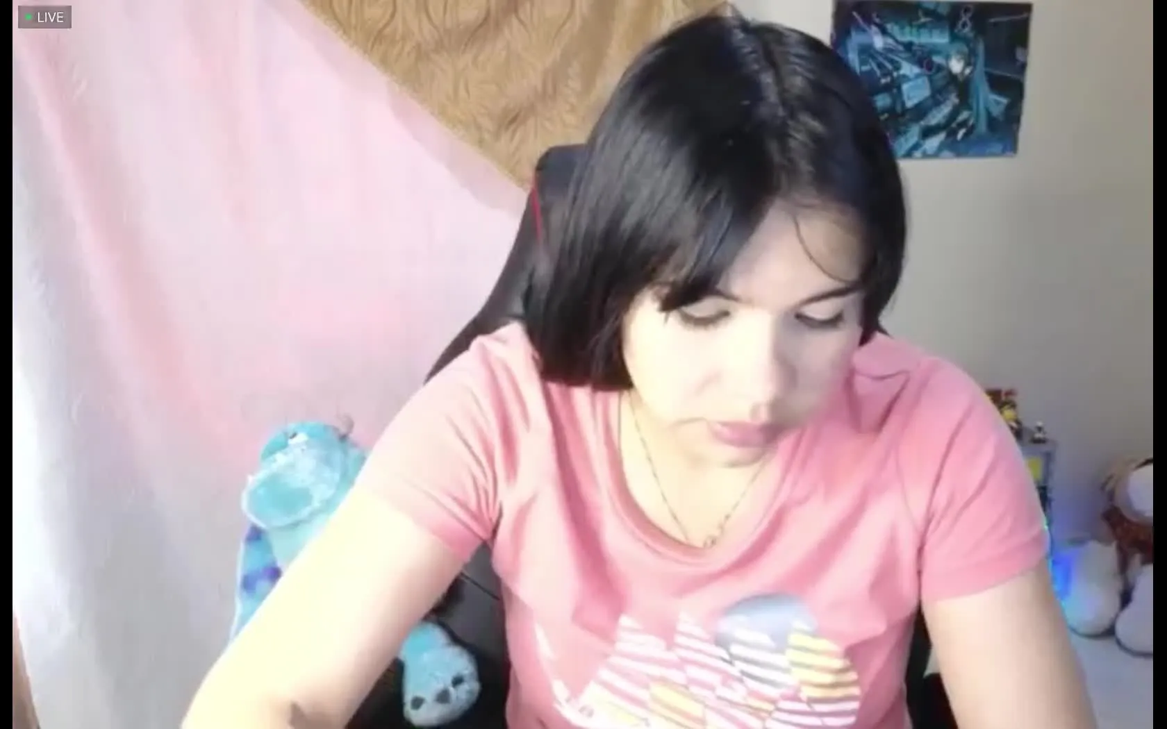 Artist ahryfoxi Video 1