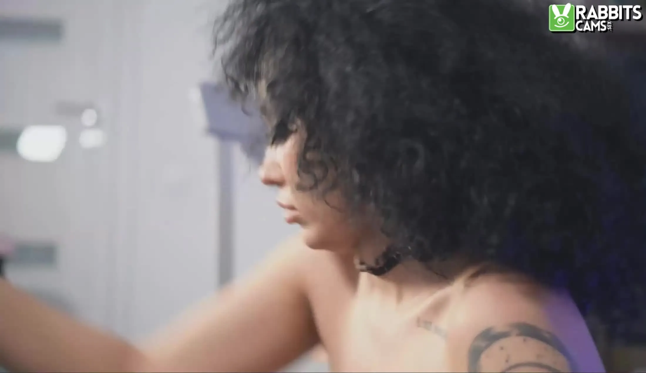 Performer MoanforU Video 1