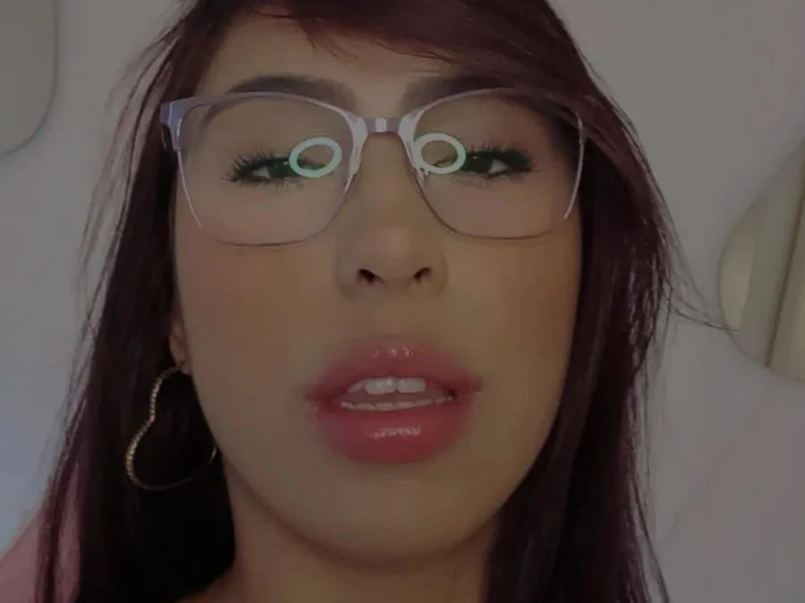 Nicolebortonn profielfoto van cam model