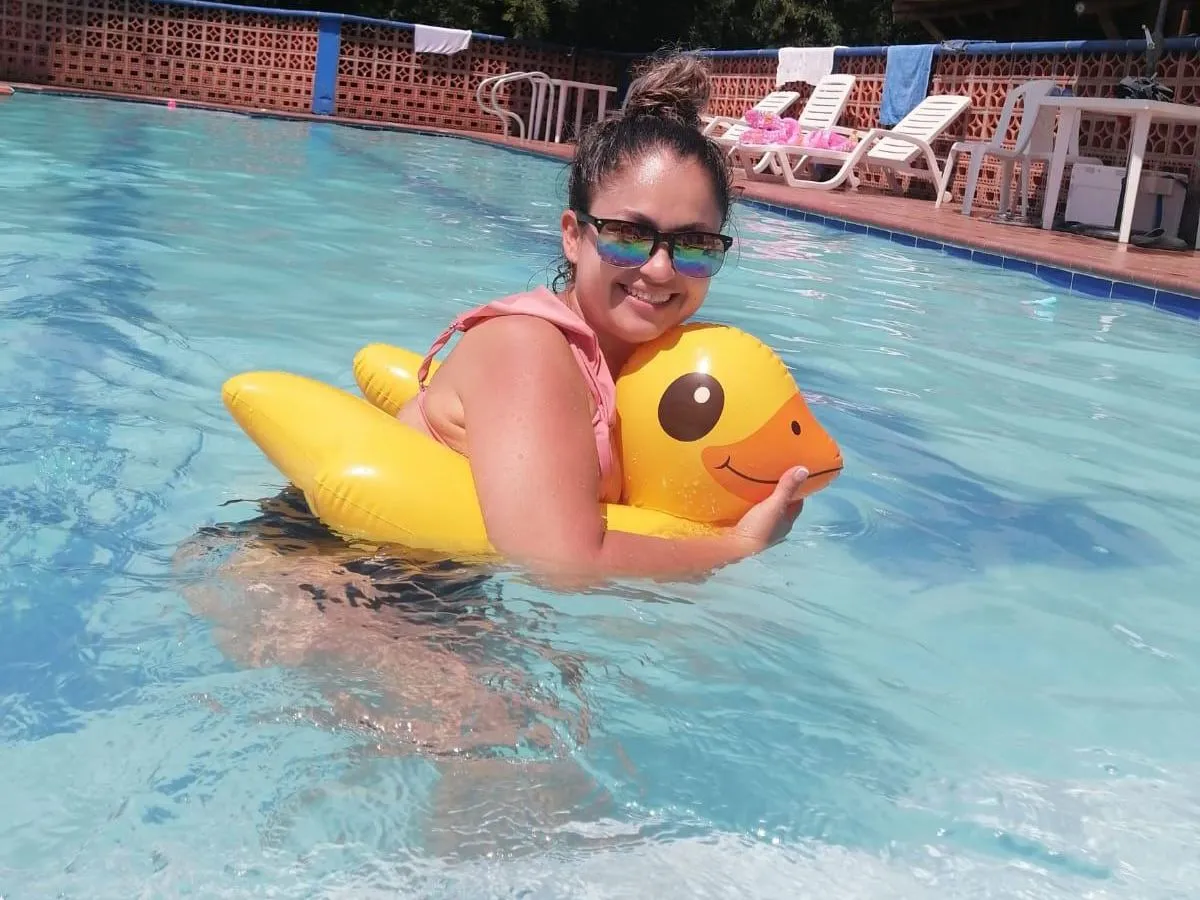 Laurenxarias cam model profile picture