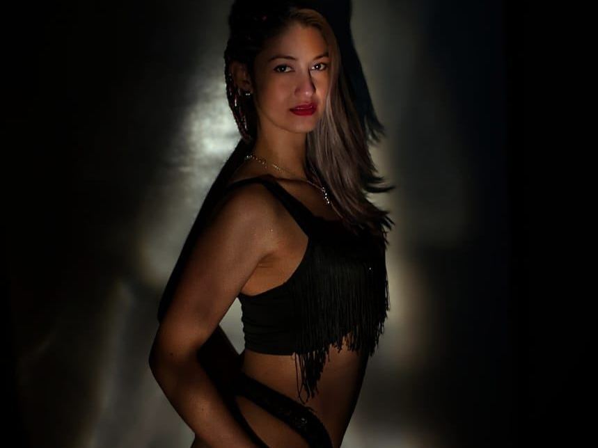 Imagen de perfil de modelo de cámara web de Hannaa31