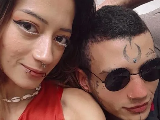 ethanandvioletaa Profilbild des Cam-Modells