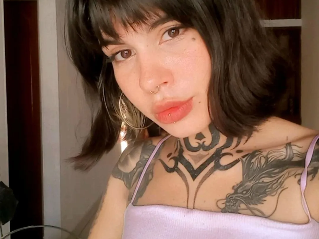 MisheleStone profilbild på webbkameramodell