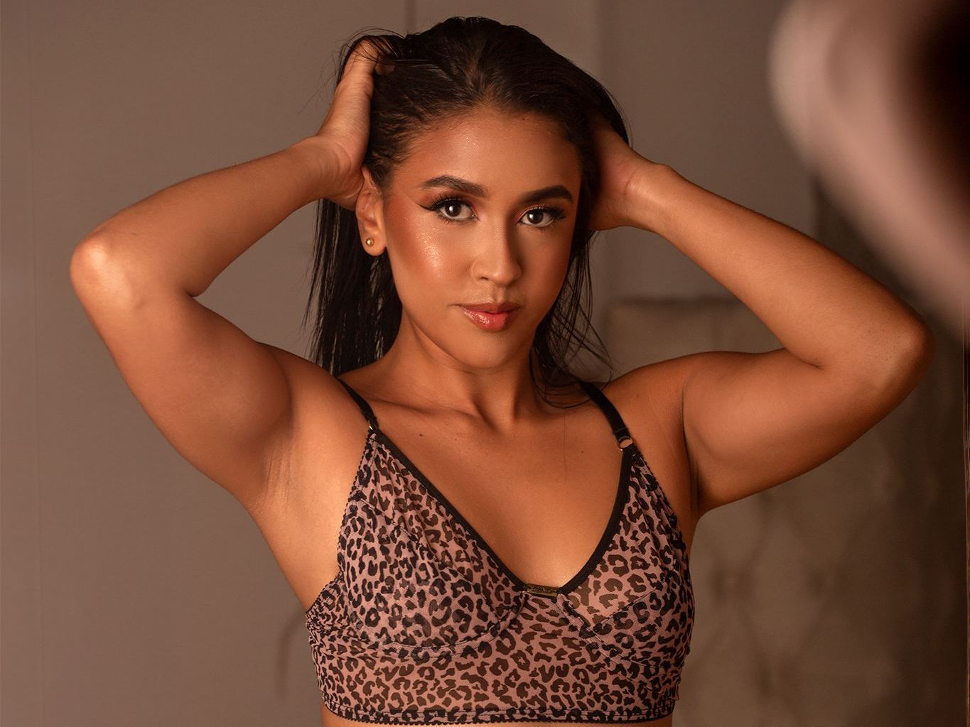 Image de profil du modèle de webcam KeilyRoss19