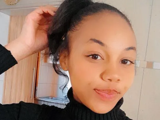 PrettyVee22 profilbild på webbkameramodell