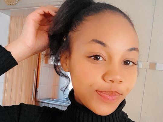 PrettyVee22 profilbild på webbkameramodell