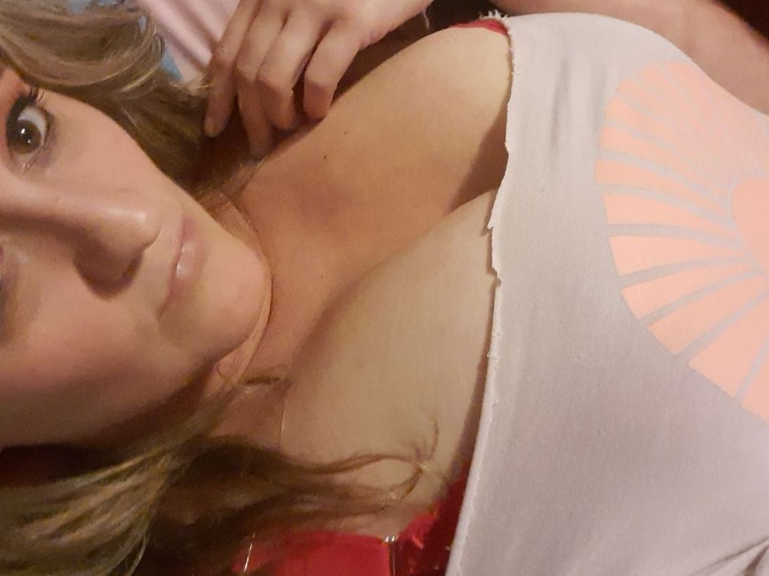 Imagen de perfil de modelo de cámara web de SallyTyler