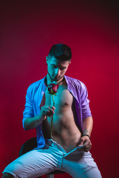 Performer EdwardRosh Photo 7