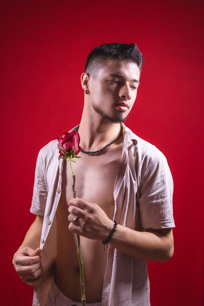 Performer EdwardRosh Photo 12