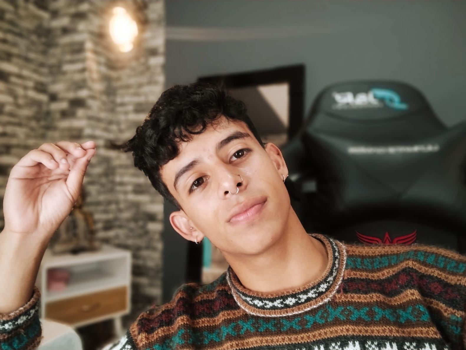 Foto de perfil de modelo de webcam de traviscolin