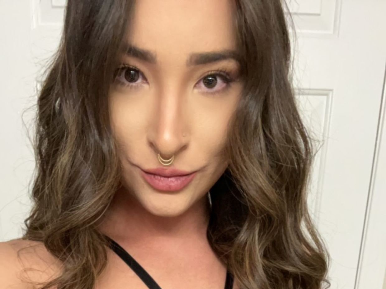 Foto de perfil de modelo de webcam de LinaLang