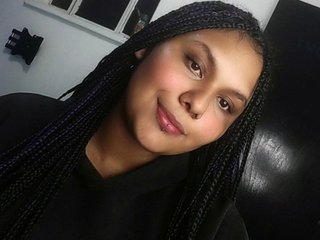 Image de profil du modèle de webcam Alisteresa