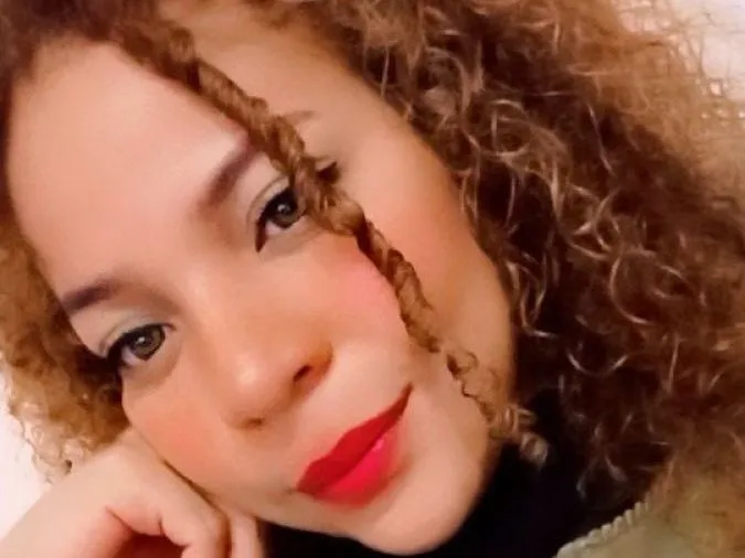 isabellastick profilbild på webbkameramodell