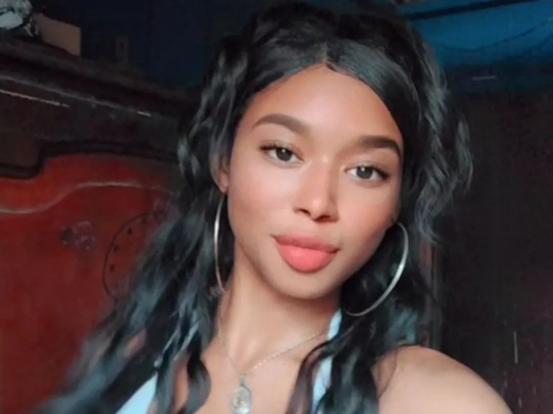 IsabelleFly immagine del profilo del modello di cam