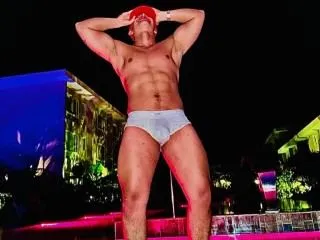 Image de profil du modèle de webcam Derekmacoll