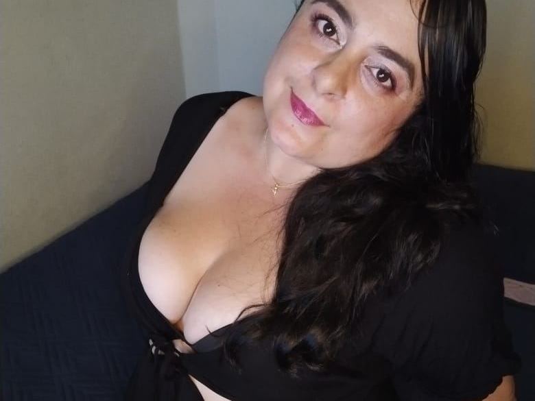 Imagen de perfil de modelo de cámara web de AriaHarperx