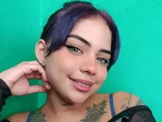 Image de profil du modèle de webcam alice78sweet
