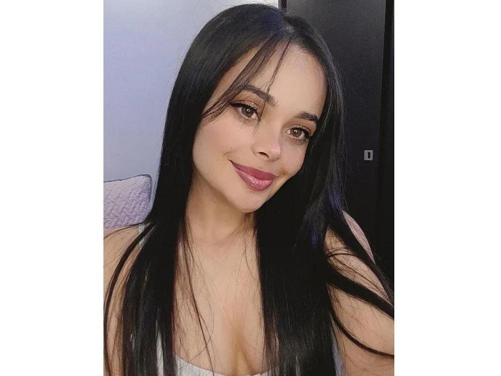 KimRoussee immagine del profilo del modello di cam