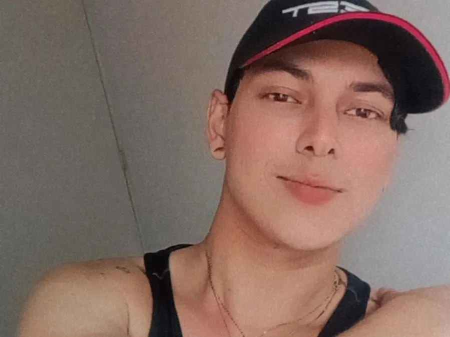 Imagen de perfil de modelo de cámara web de ANDRESMAYORCA