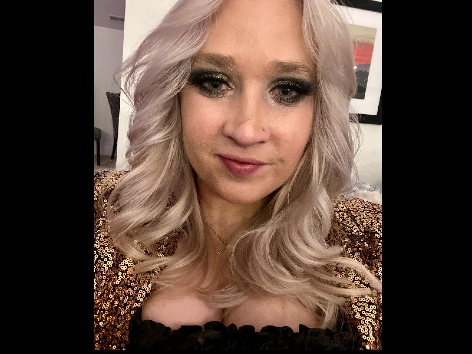 hippiebabe313 profilbild på webbkameramodell