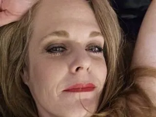 Kitttyklubberlanggg immagine del profilo del modello di cam